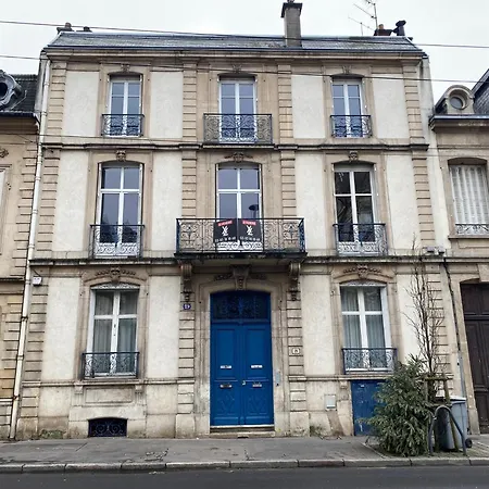 De Caractere Climatise Avec Terrasse Avenue Foch Apartment *